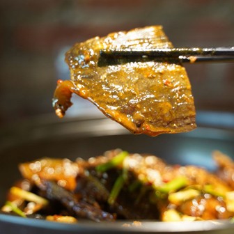 甲鱼为何被称为“美食五味肉”？，在冬天的时候怎么捕捉野生甲鱼？长知识